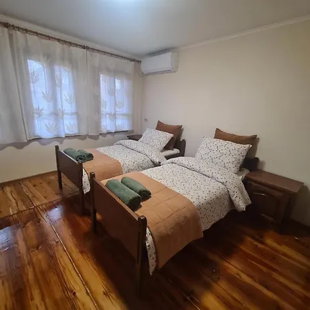 Casa de hóspedes Gurko 7 Heritage House - Old Town, Private Parking 4*