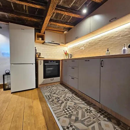 Gurko 7, 2br, Center, Free Parking Guest house