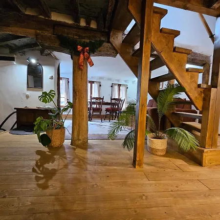 Gurko 7 Heritage House - Old Town, Private Parking Casa de hóspedes Veliko Tŭrnovo