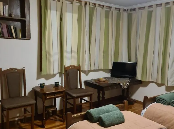 Gurko 7, 2br, Center, Free Parking Guest house 4*
