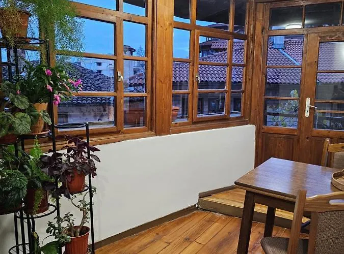 Gurko 7, 2br, Center, Free Parking Guest house